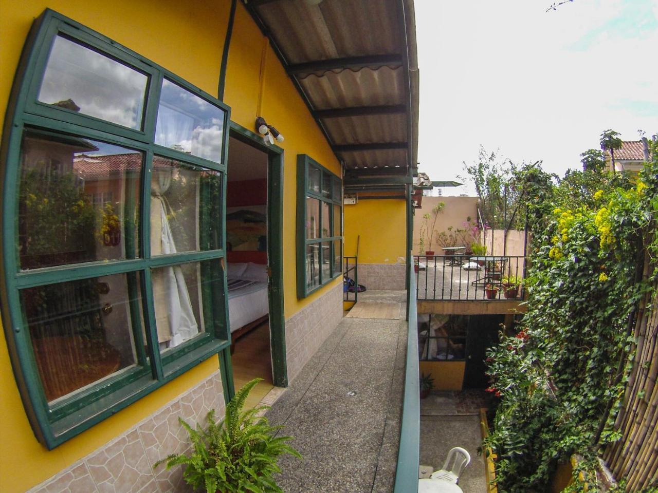Hostal Alcala كويتو المظهر الخارجي الصورة