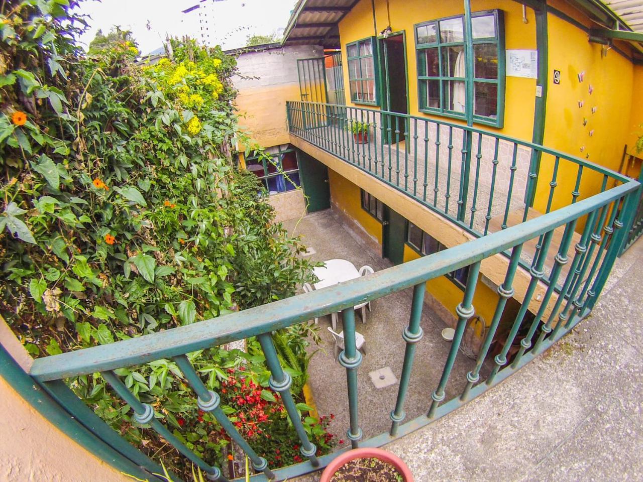 Hostal Alcala كويتو المظهر الخارجي الصورة